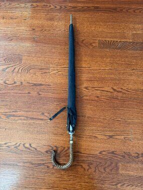 VTG Black Umbrella Parasol Embossed Crook Handle Made In Italy 3ft